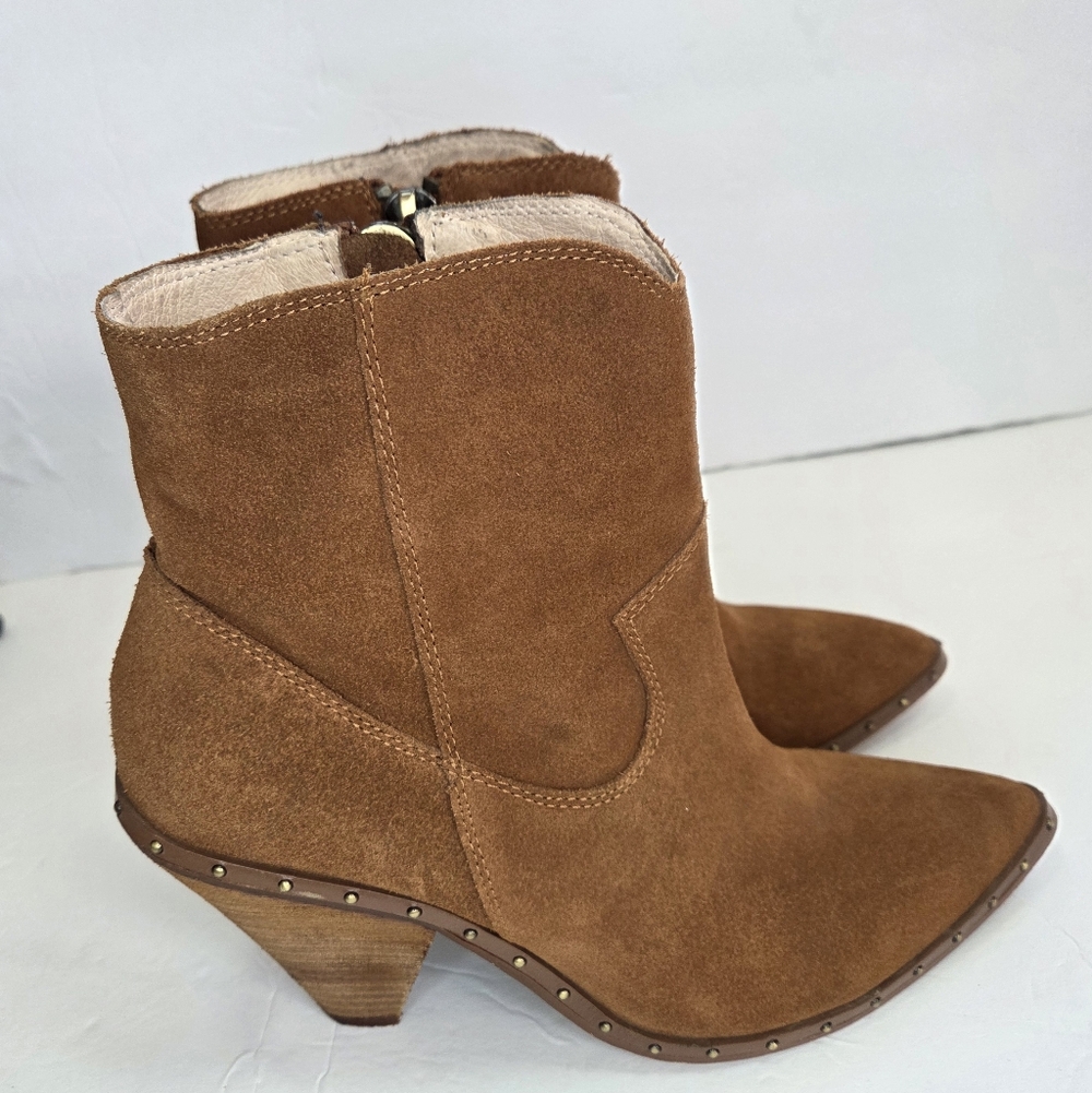 Chinese Laundry Womens Split Suede Ankle Boots Size 9 Brown Studded Sole